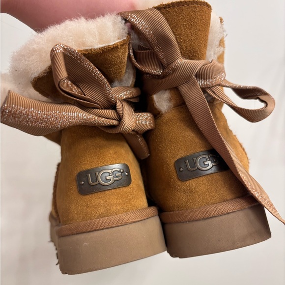 UGG Brown Ankle Boots with Soft Suede Material and Comfortable Fit - Picture 2 of 7